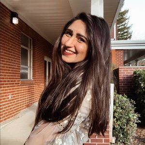 Meet your Posher, Victoria